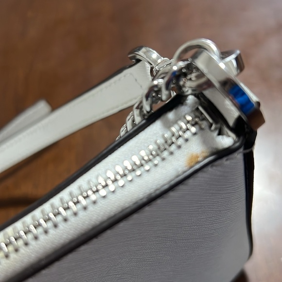 Cross body Michael Kors bag - Picture 4 of 15